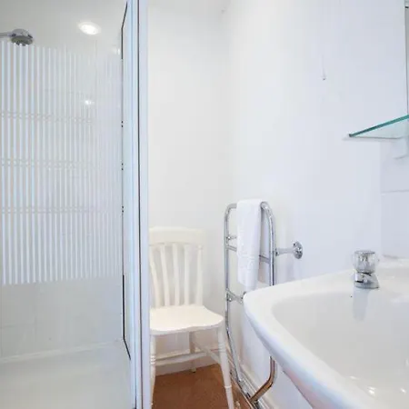 2 Sea Mills Holiday home *