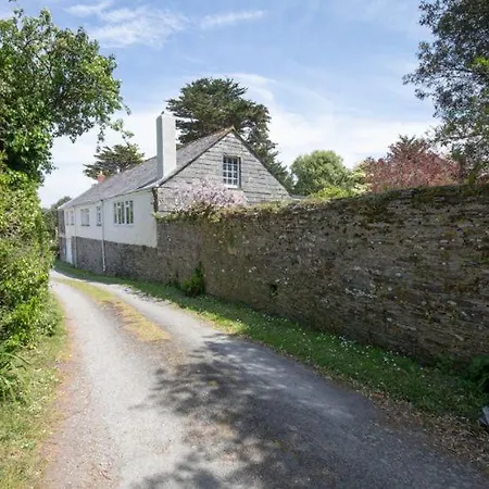 Holiday home 2 Sea Mills *