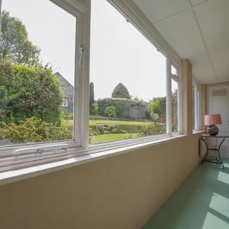 Holiday home 2 Sea Mills Saint Issey
