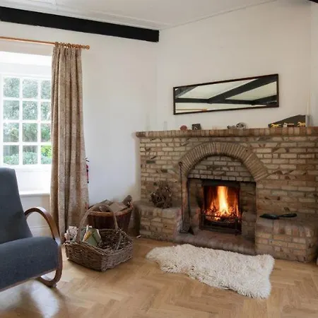 Holiday home 2 Sea Mills Saint Issey